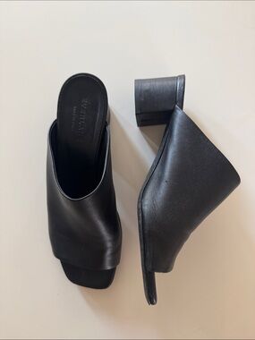 everlane leather block heel mules